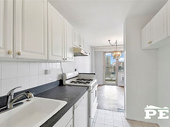 4th image of 458 Neptune Ave APT 14B