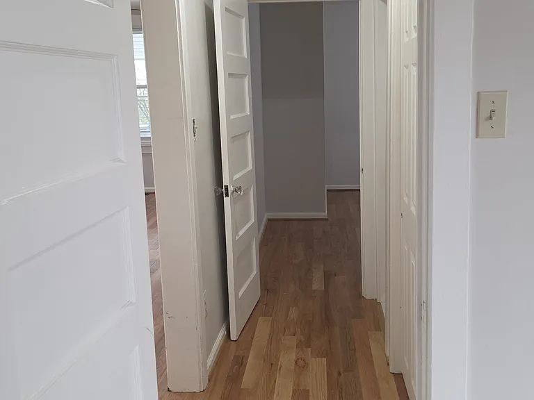 28 W Park Ave #2R — Photo 14