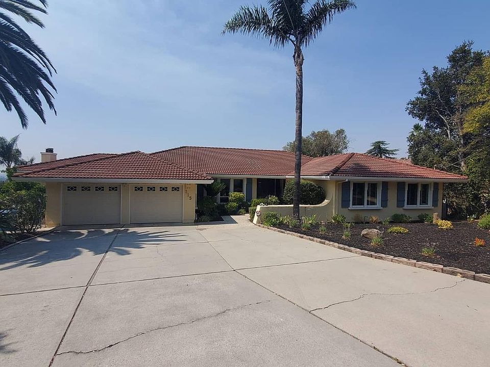 1st image of 315 Crest Dr