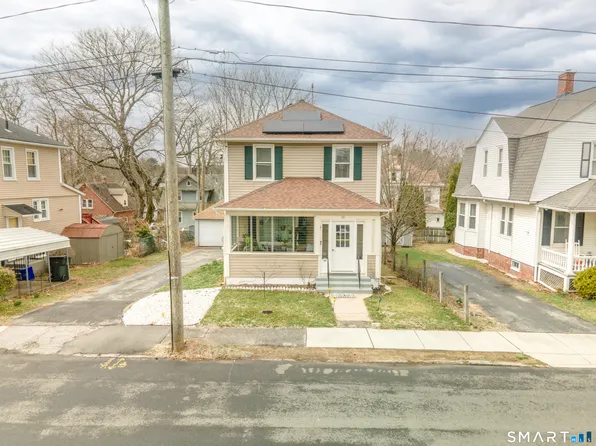 19 Waller Court, New London, CT 06320