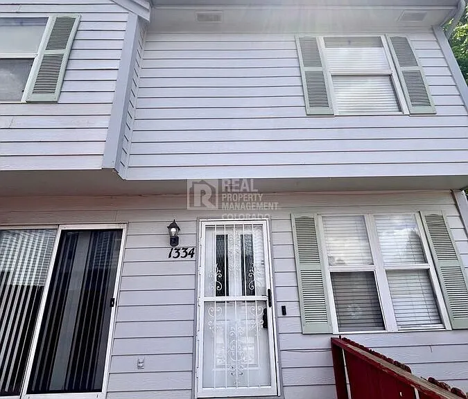 1334 Firefly Cir — Photo 1