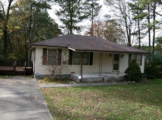 1004 Coogler Rd, Dalton, GA 30721