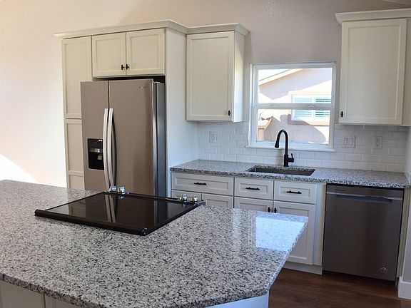 All brand new kitchen appliances and hardware.