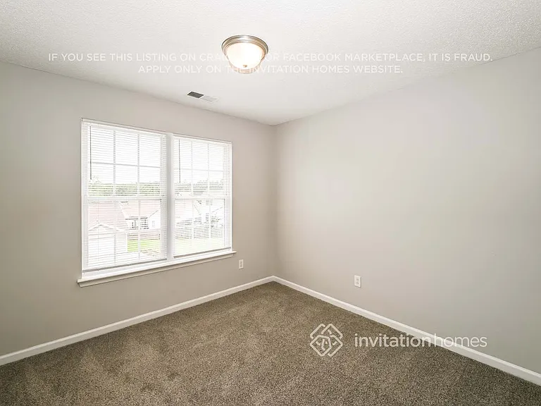 7122 Lowen Rd — Photo 12