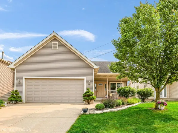 234 Edinburgh St, Valparaiso, IN 46385