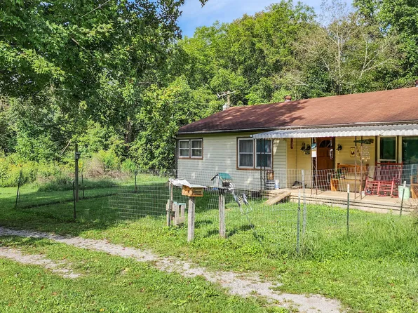 10508 Highway 131, Washburn, TN 37888