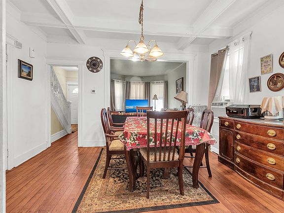 4th image of 232 Elmwood Ave