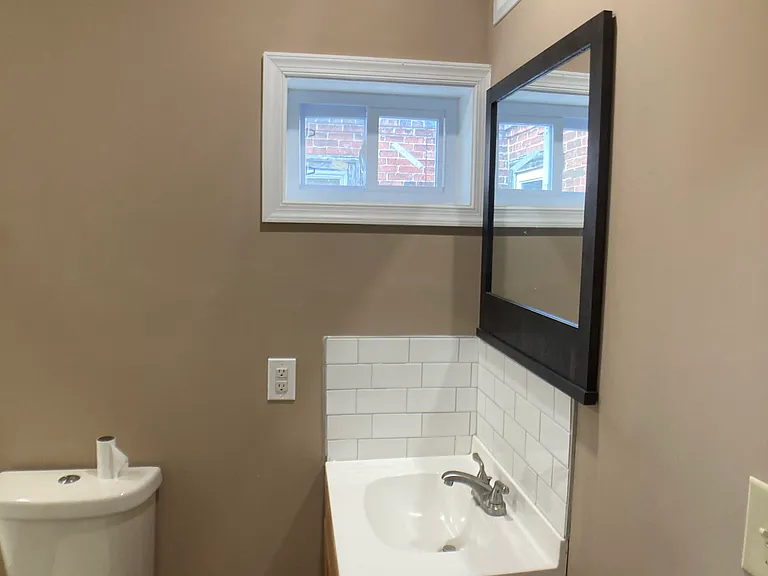 2060 E Orleans St #2060 — Photo 32