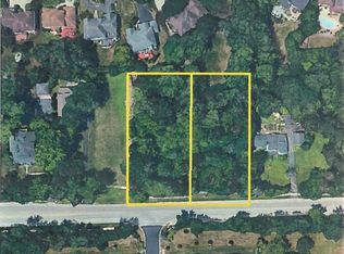 6220 Clarendon Hills Rd, Willowbrook, IL 60527