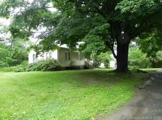 93 Old Canton Rd, Canton, CT 06019