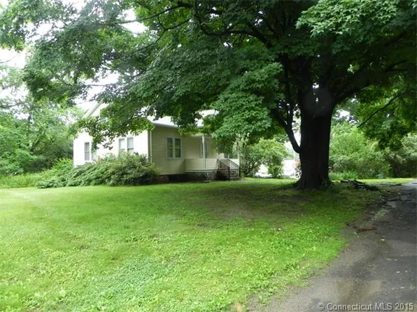 93 Old Canton Rd, Canton, CT 06019