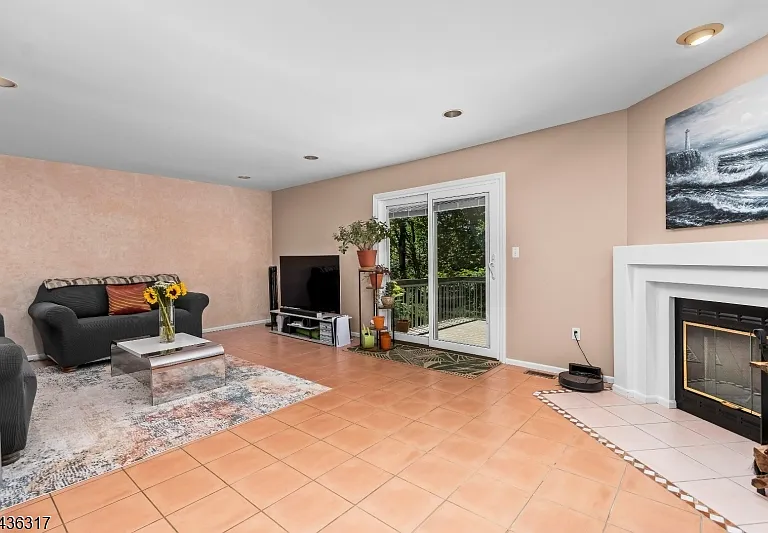 21 Edgefield Dr — Photo 11