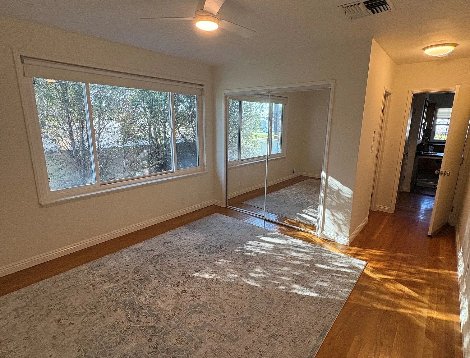 4 bed, 1602 sqft, $1,700 — Photo 1