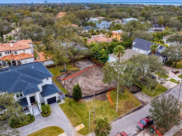 4610 W Lamb Ave #4, Tampa, FL 33629