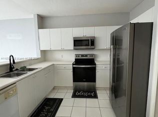 15786 SW 40th St, Hollywood, FL 33027