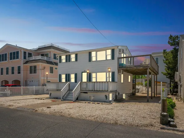 24 Carolina Ave, Beach Haven, NJ 08008