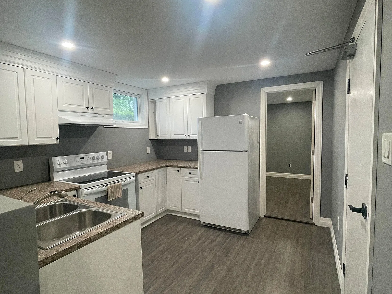 2 bed, $1,800 — Photo 4