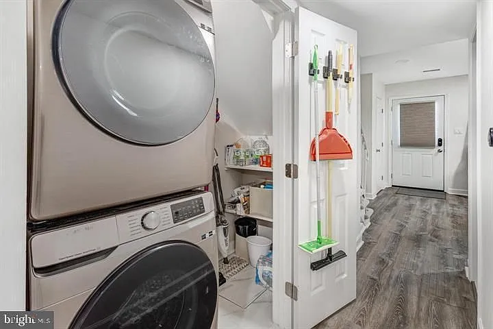 2454 Kilpatrick Pl — Photo 10