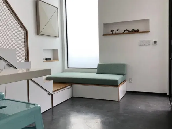 (undisclosed Address), Venice, CA 90291
