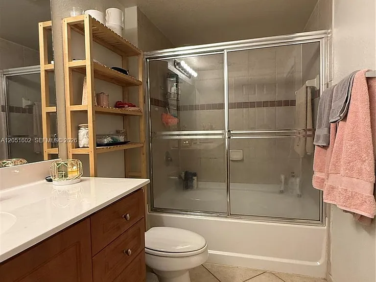 6466 Emerald Dunes Dr #206 — Photo 27