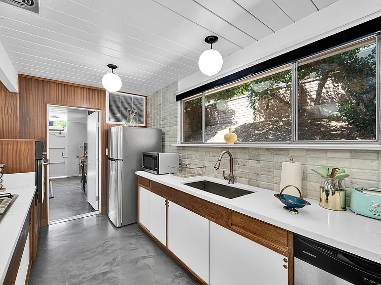 12600 Jimeno Ave — Photo 38
