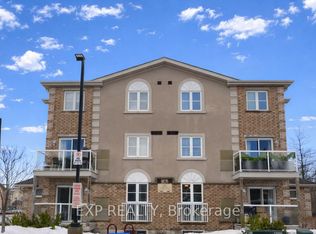 141 Sydenham Wls #8, Barrie, ON L4M0H3