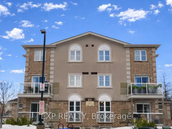 141 Sydenham Wls #8, Barrie, ON L4M 0H3