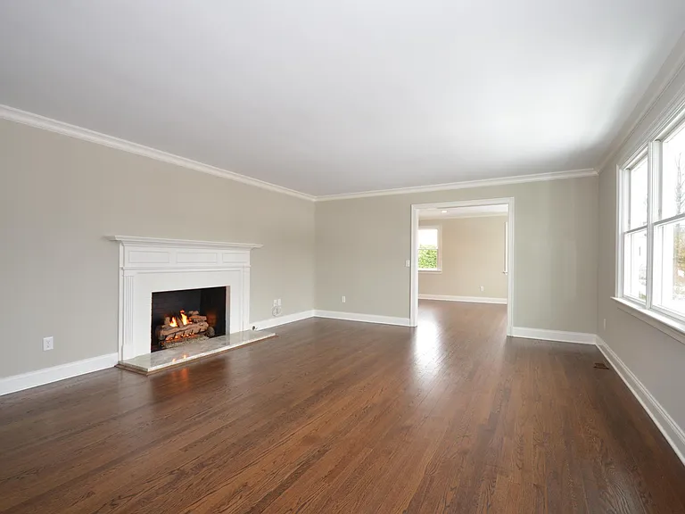 91 Maple St — Photo 16