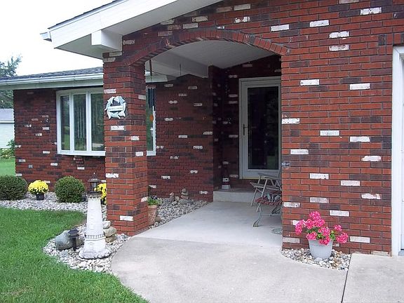 3rd image of 1629 Almeda Dr