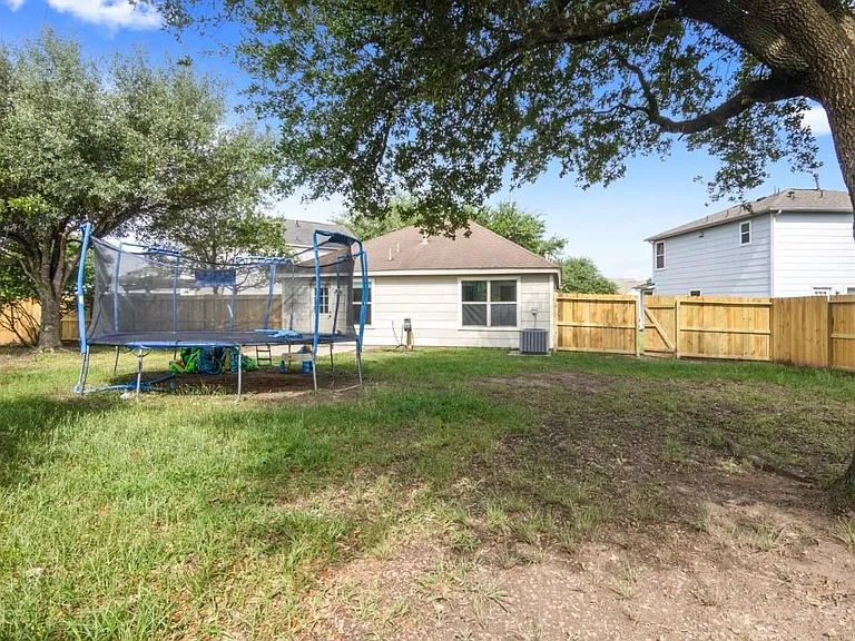 3638 Fuller Bluff Dr — Photo 25
