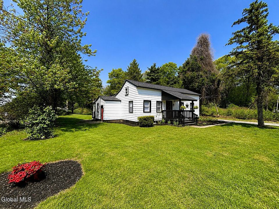 1st image of 905 Balltown Road