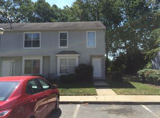 137 Woodlake Manor Dr, Lakewood, NJ 08701