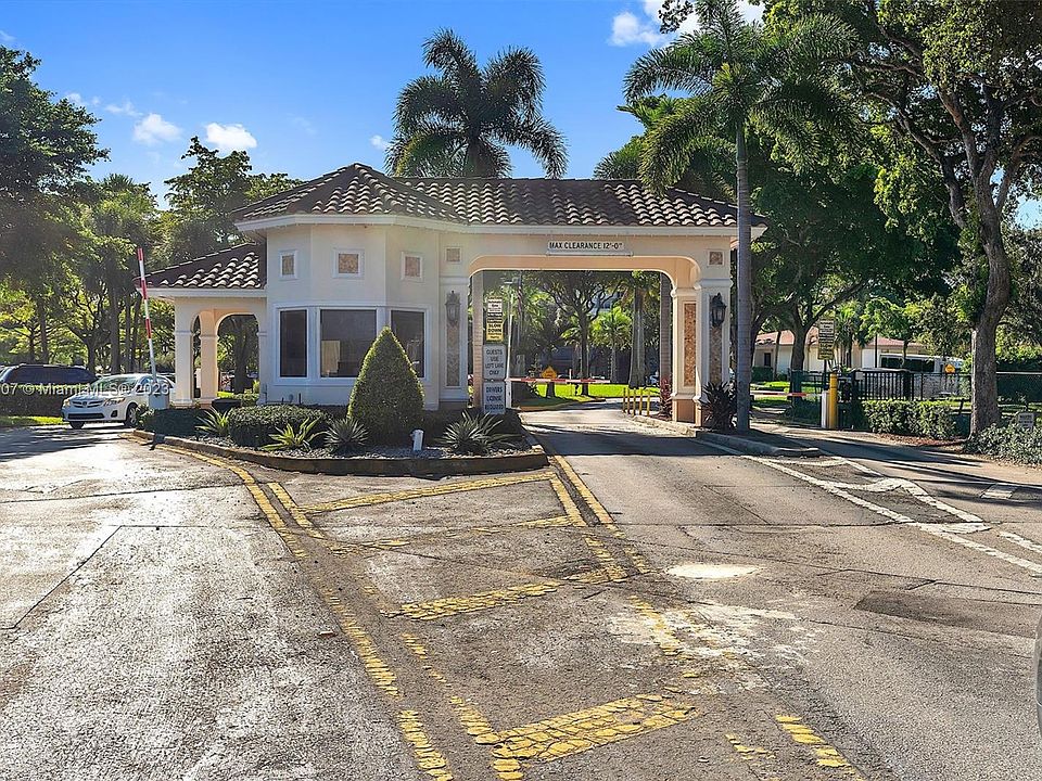 Park Place 1300 Saint Charles Pl Hollywood FL Zillow