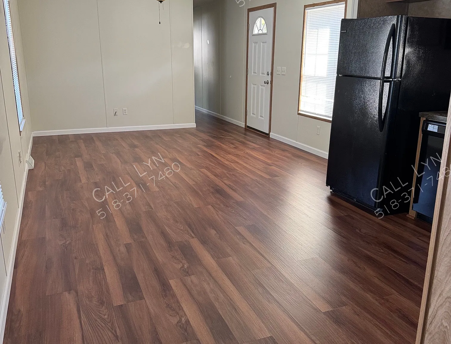 3 bed, 1.5 bath, 924 sqft, $1,660 — Photo 3