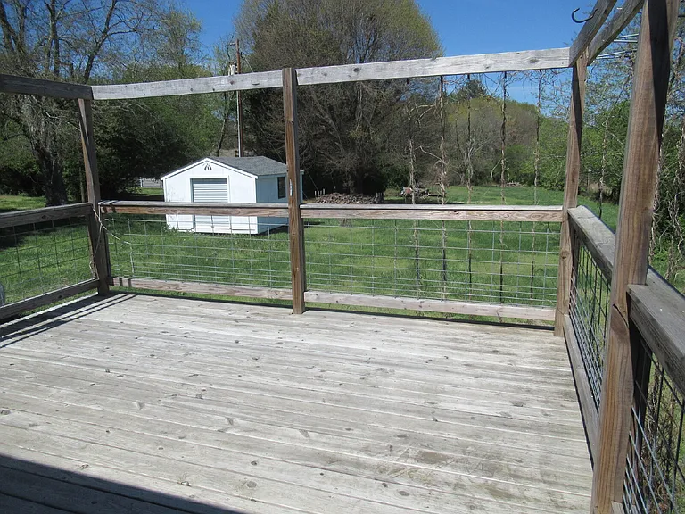 1330 Davis Rd — Photo 27