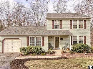 590 Sam Snead Cir, Etters, PA 17319