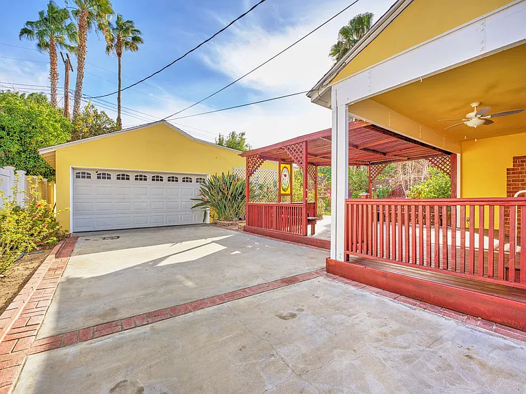 20758 Stephanie Dr — Photo 30
