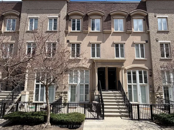 42 Western Battery Rd #734, Toronto, ON M6K 3P1