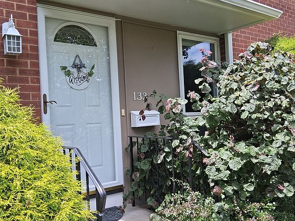 2nd image of 133 Centerbrook Road