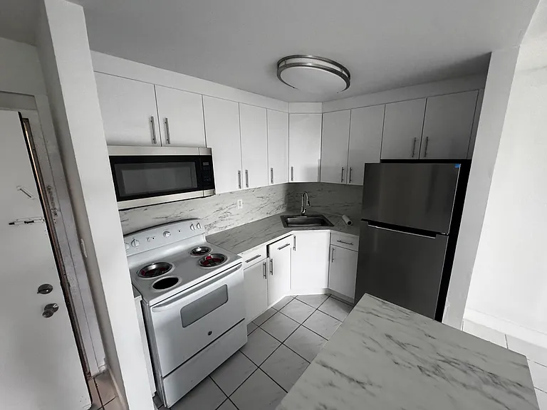 6565 W 2nd Ct #103 — Photo 2