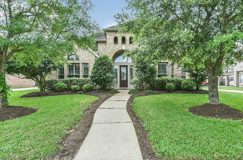 1st image of 12204 Hidden River Ln