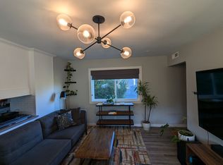 2254 Courtland Ave, Oakland, CA 94601