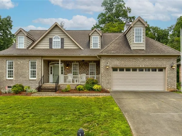 4395 Sandalwood Ct, Winston Salem, NC 27106