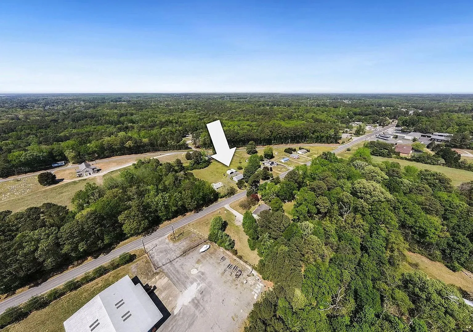 Charming White Stone Home on 0.60 Acres | 3BR/1.5BA | Gazebo, Carport & Storage | Available Septe... — Photo 3