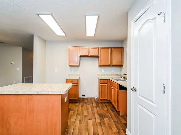 720 Chatham Walk Dr — Photo 7