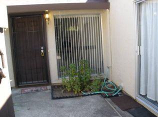 318 Acorn Ct, Vacaville, CA 95688