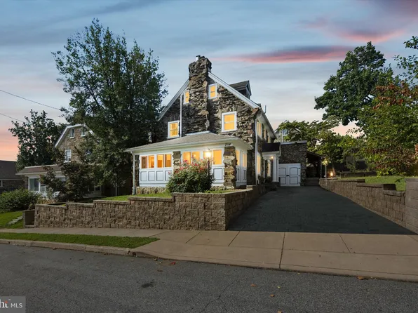 7114 Llanfair Rd, Upper Darby, PA 19082