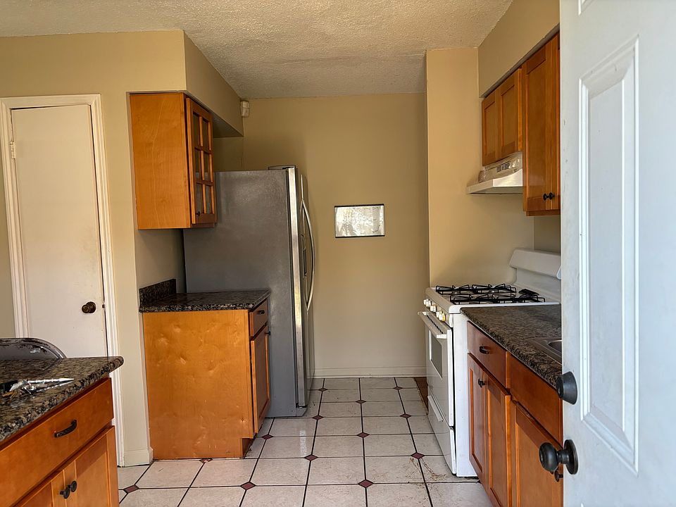 2nd image of 4408 Dodt Ave