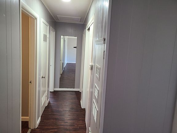 5th image of 604 Ellen Dr