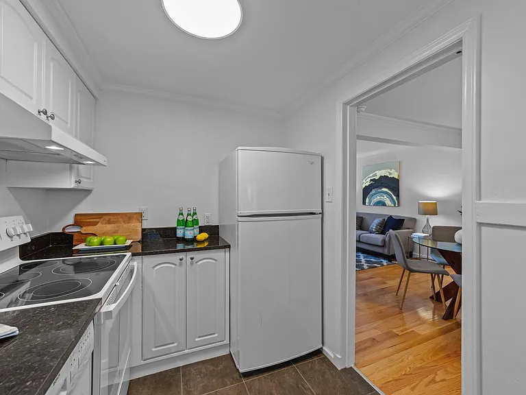 1103A Nichols Dr — Photo 16